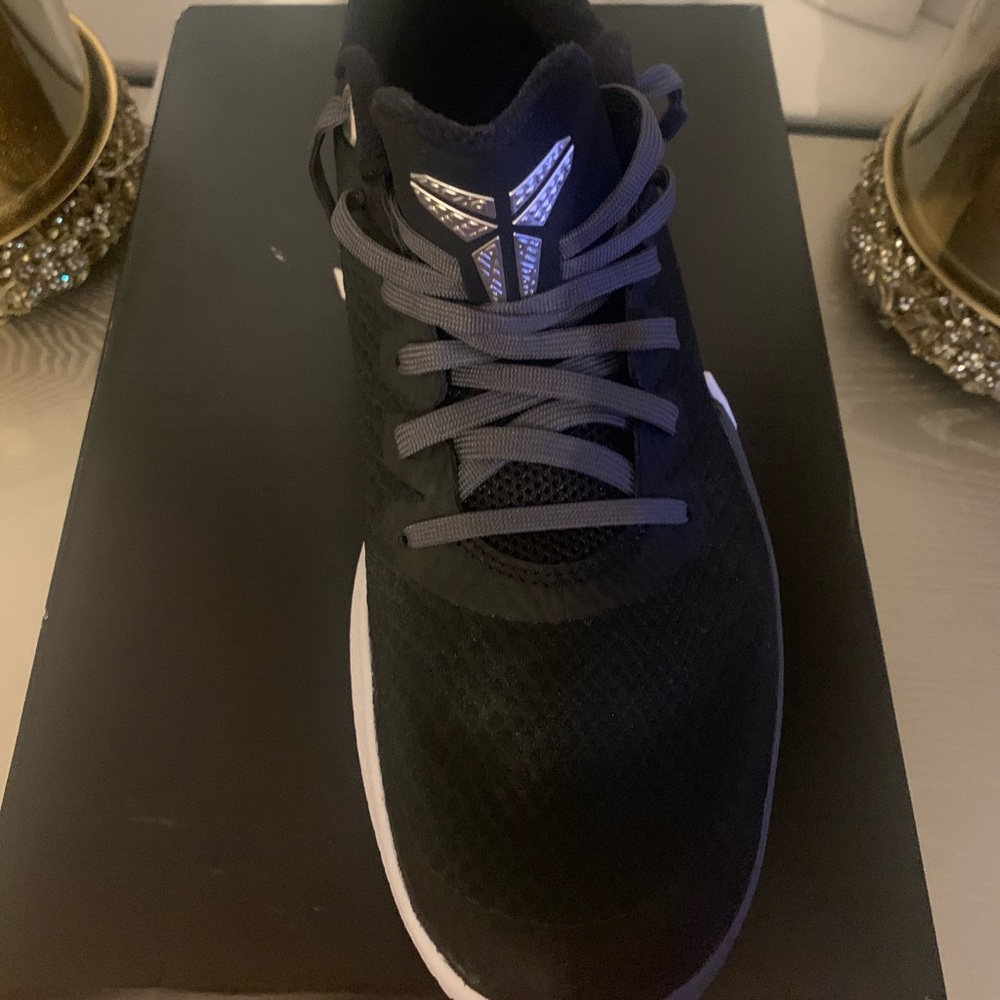 Kobe Bryant Mamba Focus in black